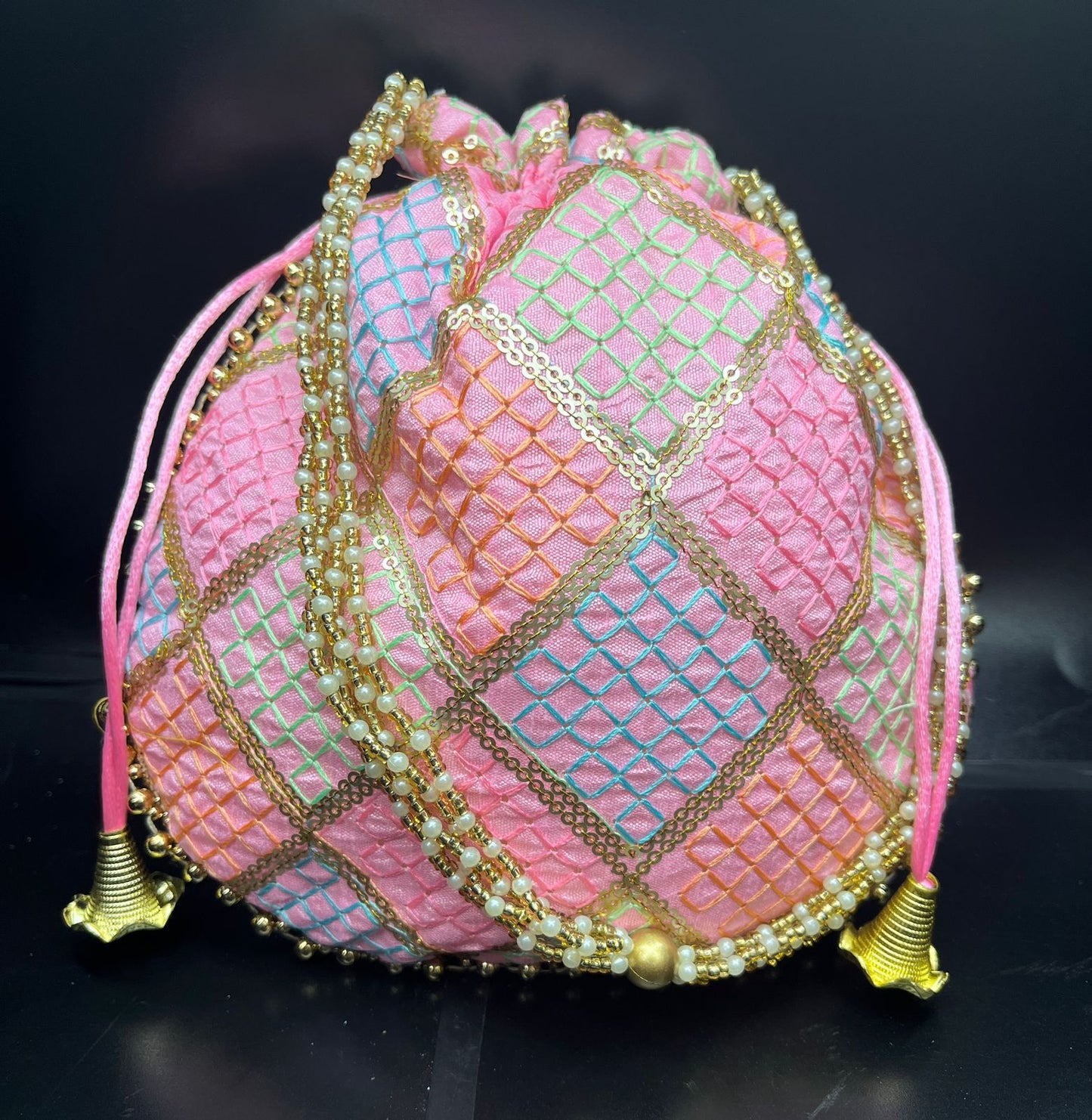 Fancy Potli used for distribution of dry fruits (suitable for 1/2 Kg)