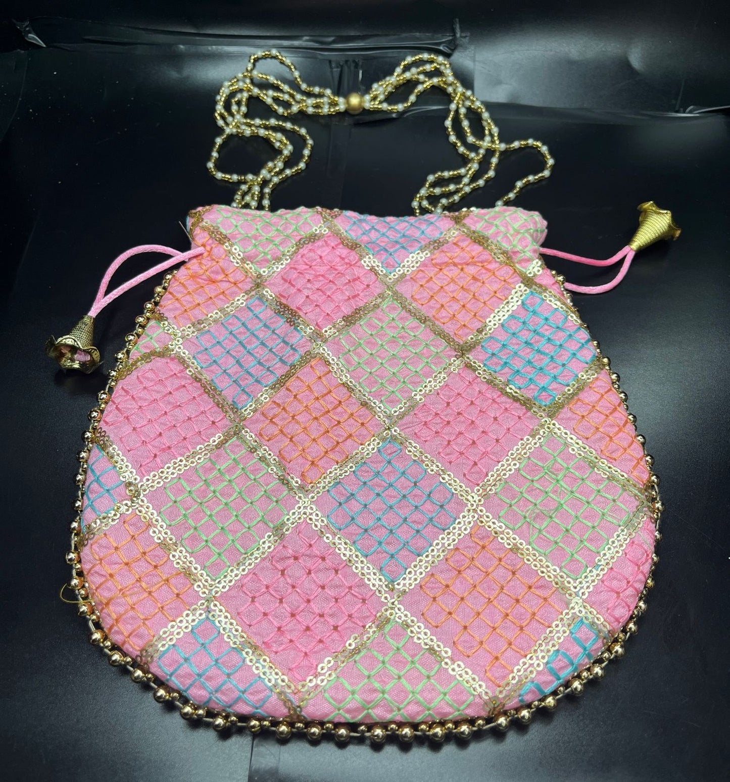 Fancy Potli used for distribution of dry fruits (suitable for 1/2 Kg)