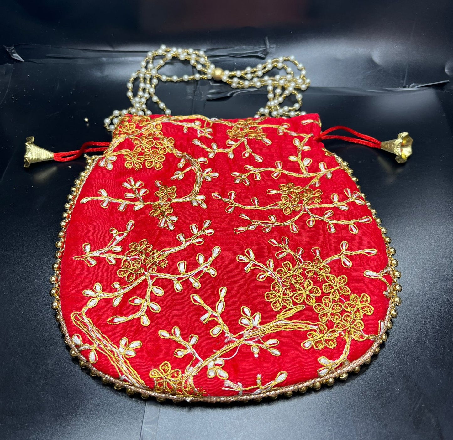 Fancy Potli used for distribution of dry fruits (suitable for 1/2 Kg)
